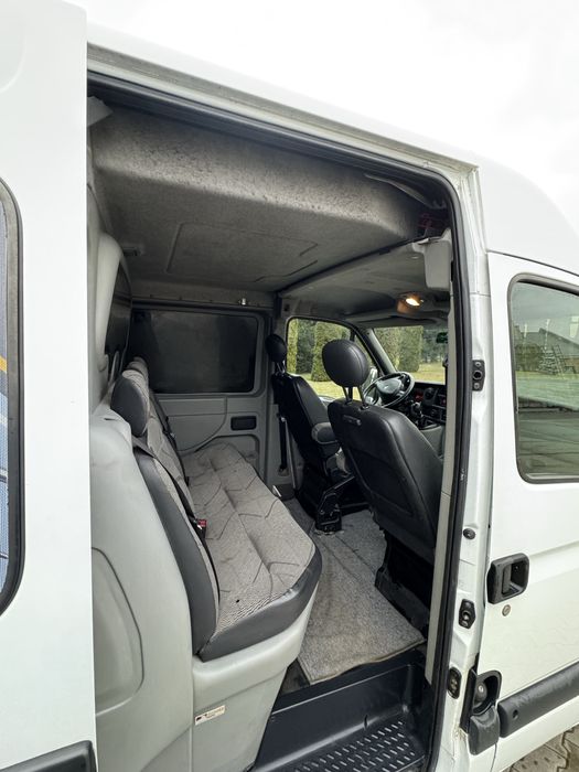 Renault Master Brygadówka 5 osób 2.5 120km 2008r Hak