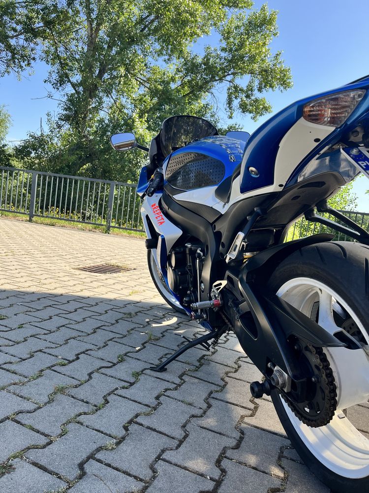 Suzuki GSX-R 600 L0