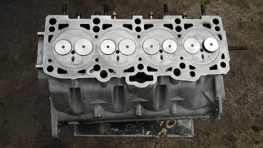Головка  1.8 ADR AVT AEB AGA блок двс 1.8 2.4 коленвал, VW  B5. AUDI