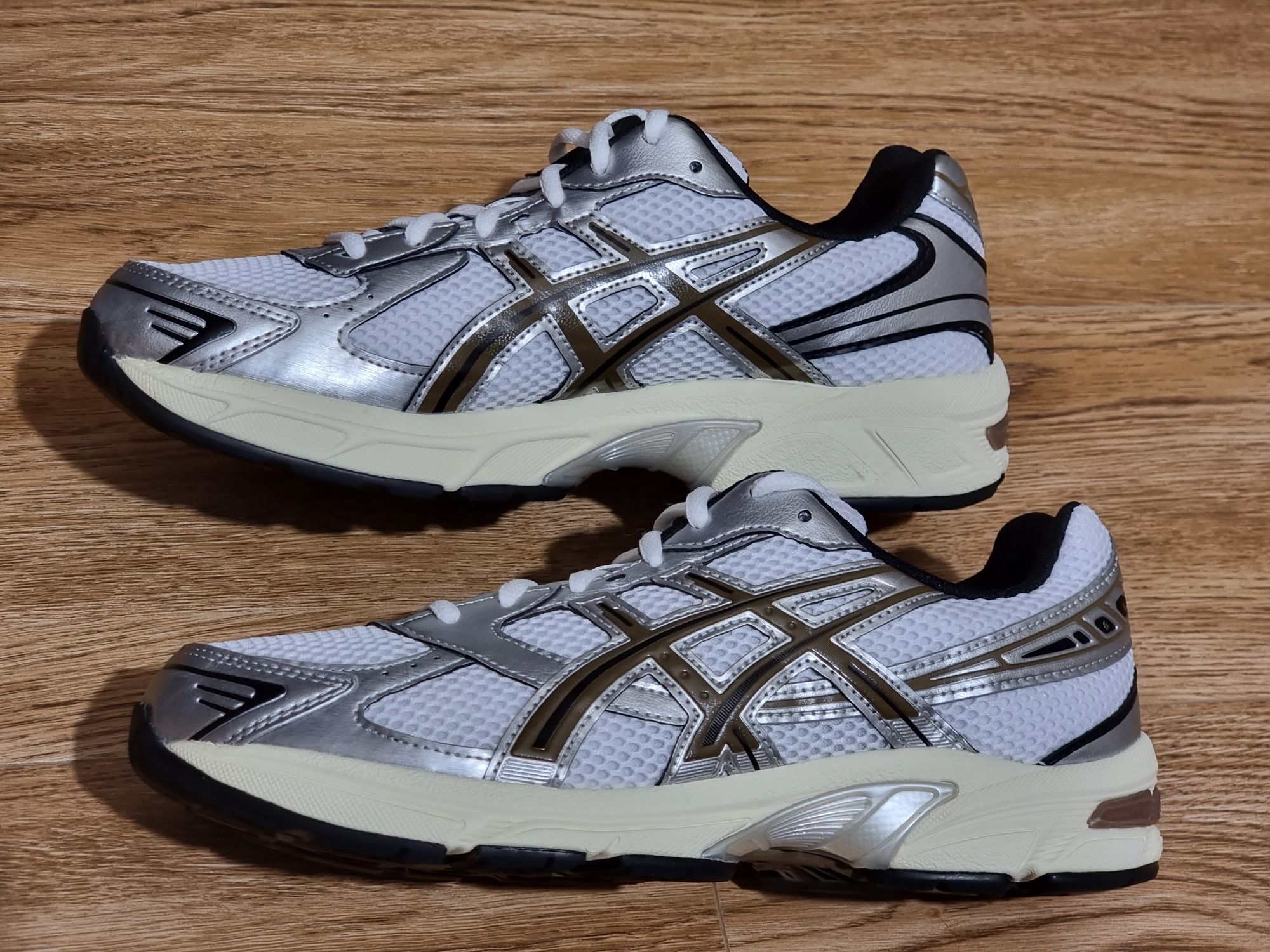 Оригінал 100% кросівки asics gel 1130 eur 42.5