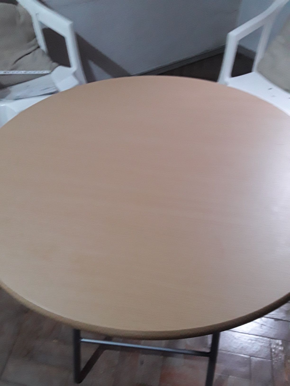 Mesa redonda  dobravel