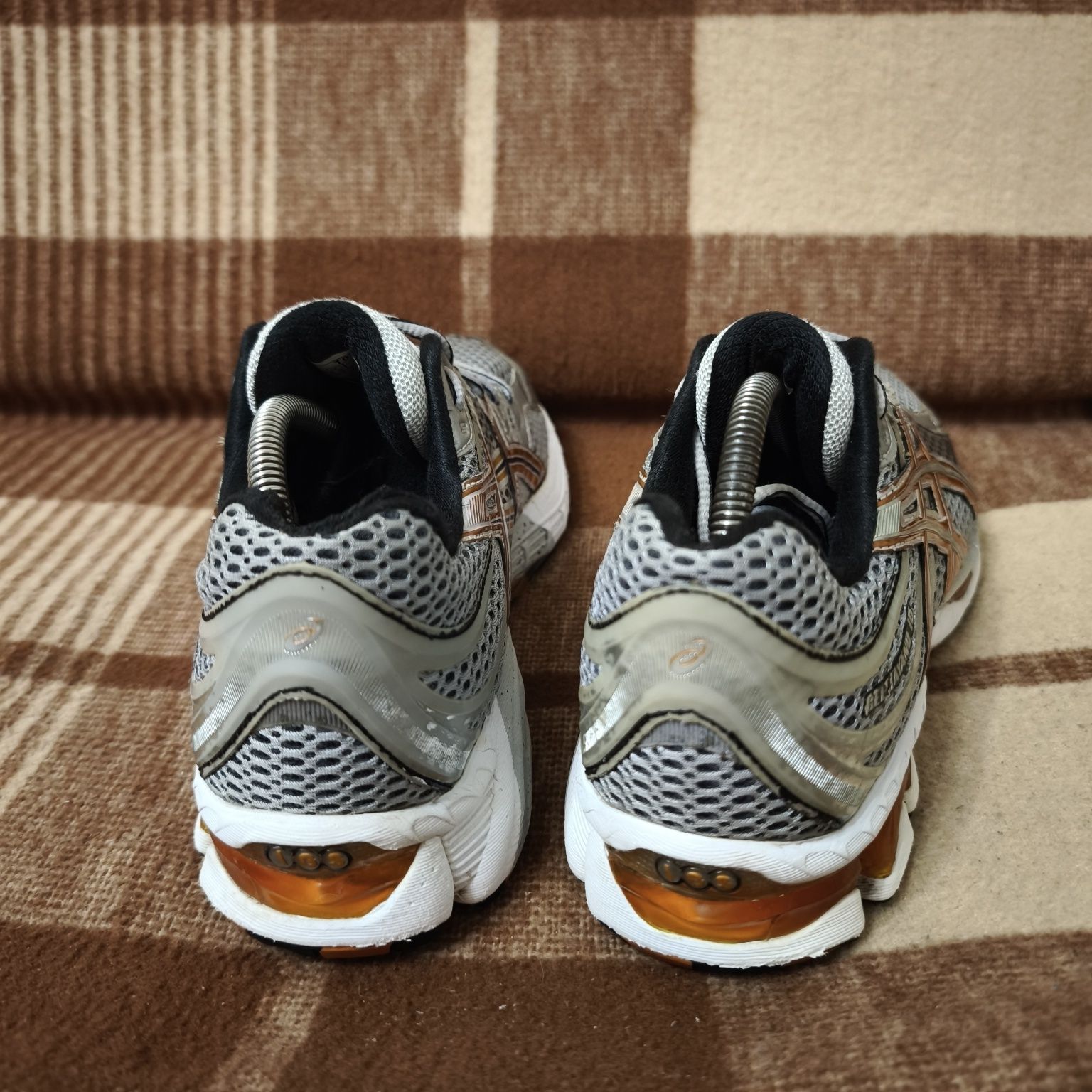 Чоловічі кросівки asics