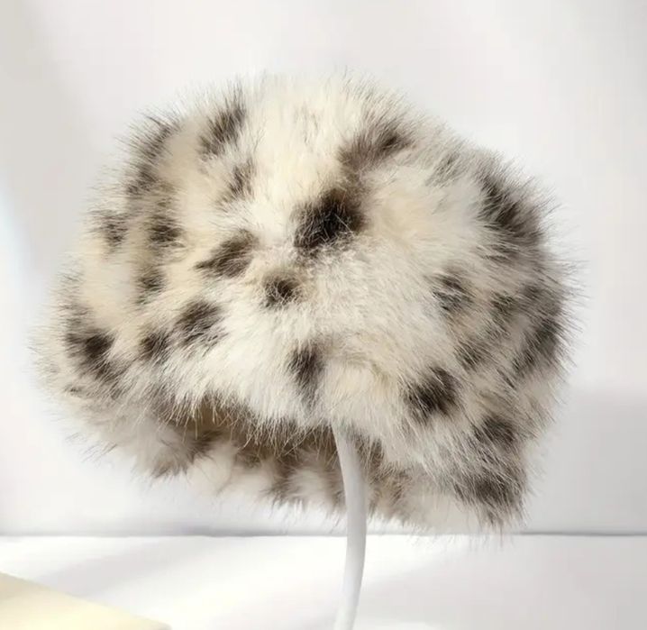 Czapka futerkowa panterka