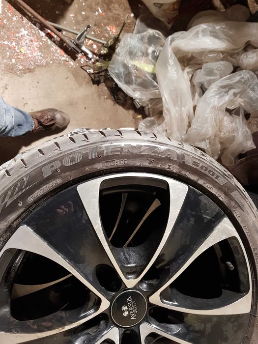 Troco Jantes 18 originais 5x114.3