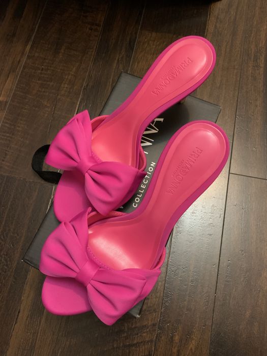 Шльопки мюлі святкові на підборах