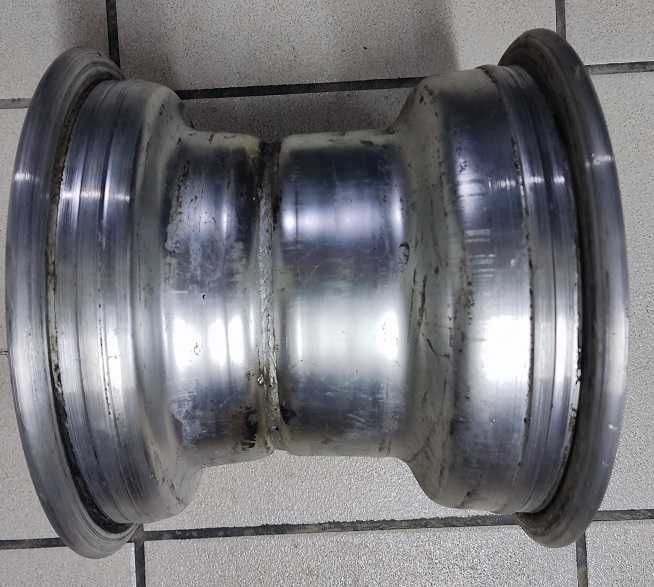 Uma Jante 9 moto 4