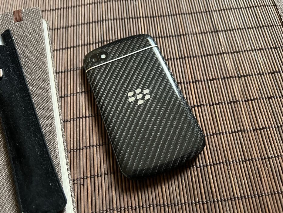 Blackberry q10 вживаний