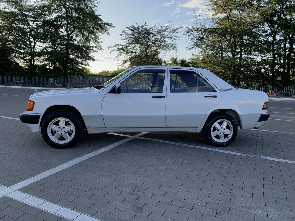 Продам Мерседес 190d w201