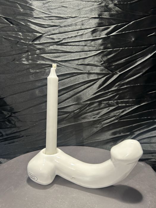 Ceramiczny świecznik o humorystycznej formie – sygnowany – 22,5 cm