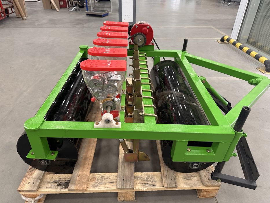 Сівалка овочева точного висіву на 6 рядків