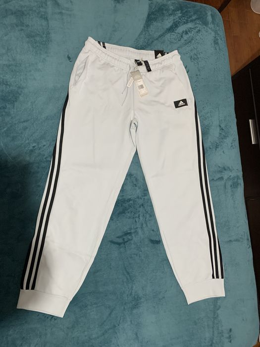 Calças Adidas Novo