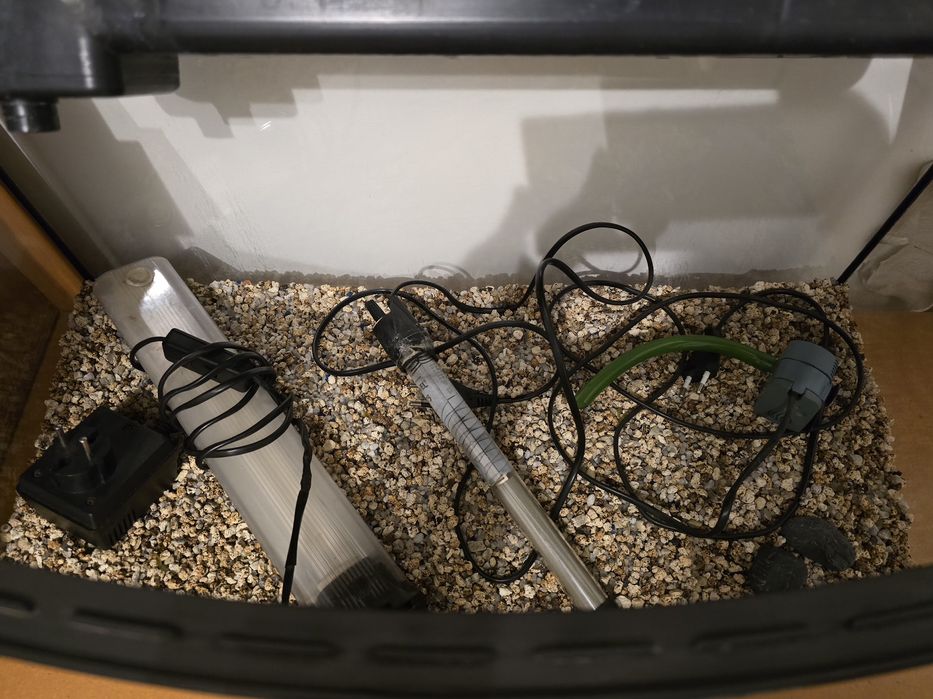 Aquário 70 L + Componentes