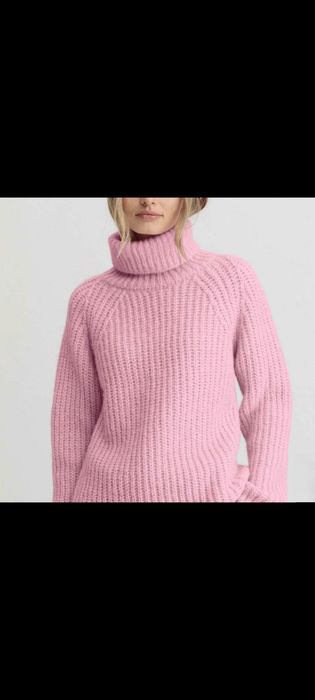 Różowy sweter puszysty kaszmirowy pudrowy róż pastelowy 38 M