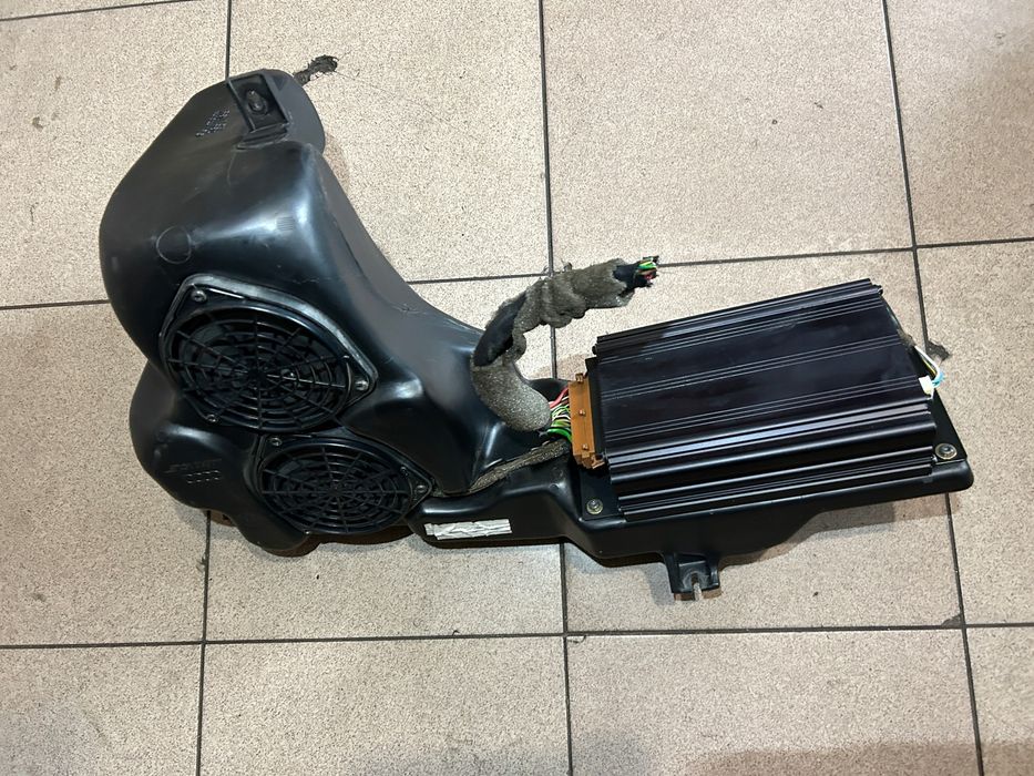 Subwoofer głośnik Wzmacniacz Bose Audi A6 C5 Sedan