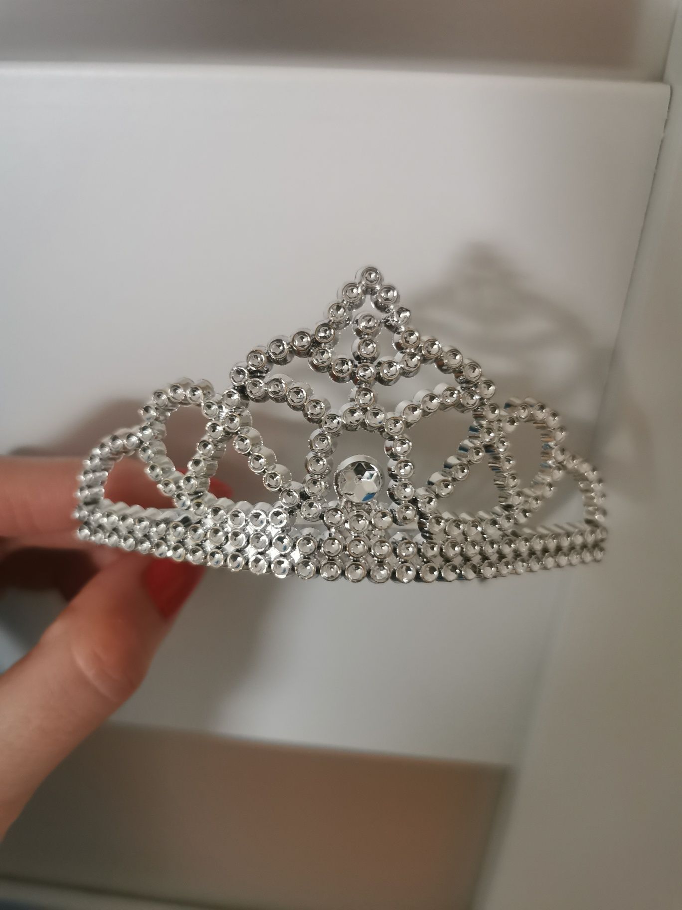 Sukienka Elsy na bal karnawałowy diadem 128 134 cm