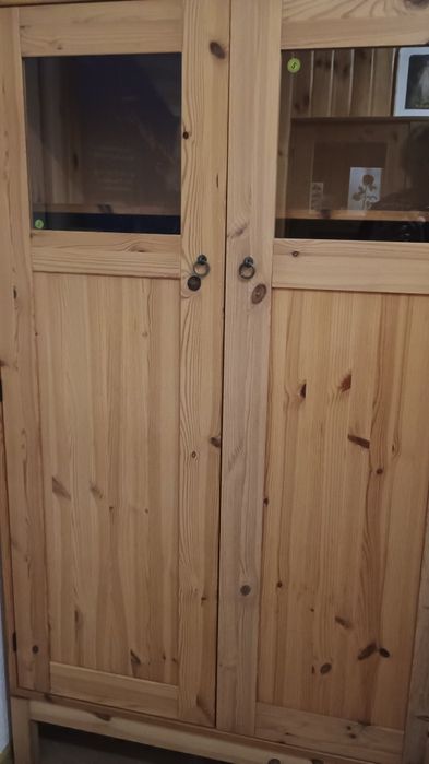 Szafka sosnowa z kolekcji mebli Husar