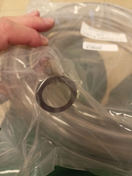 Wąż plastikowy dowolnego przeznaczenia.