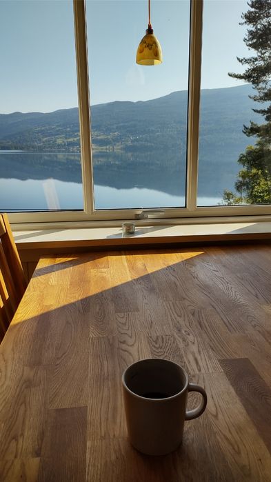Domek nad jeziorem, Norwegia