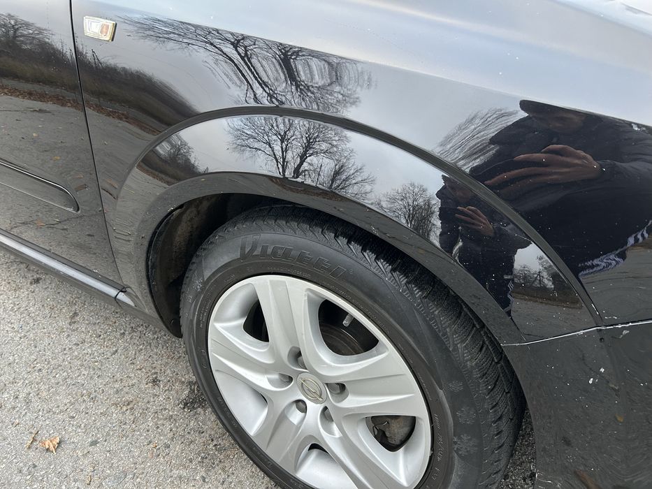 Opel zafira 2010 1.9tdi