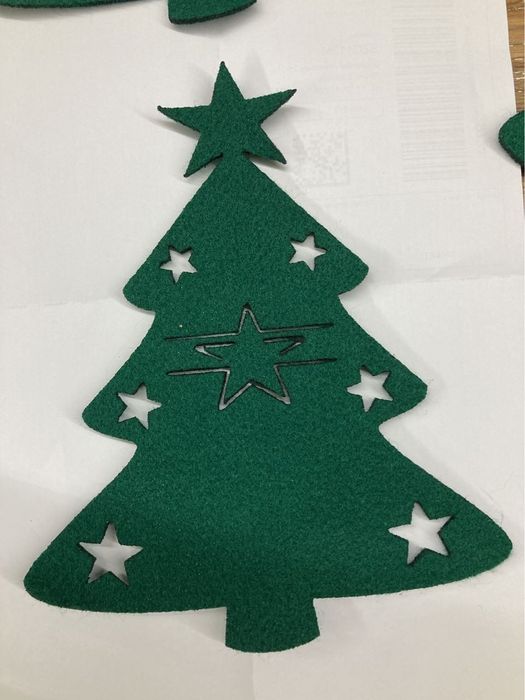 Ozdoba Świąteczna na stół, filcowe choinki kpl. 6 szt.