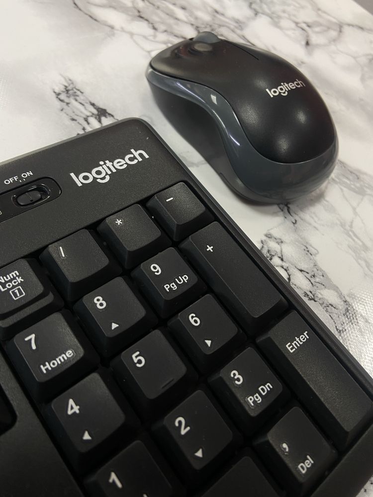 Logitech MK270 — бездротова клавіатура + мишка | Б/в, в хорошому стані
