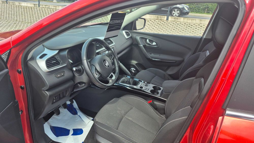 Renault Kadjar benzyna bezwypadkowy z Niemiec