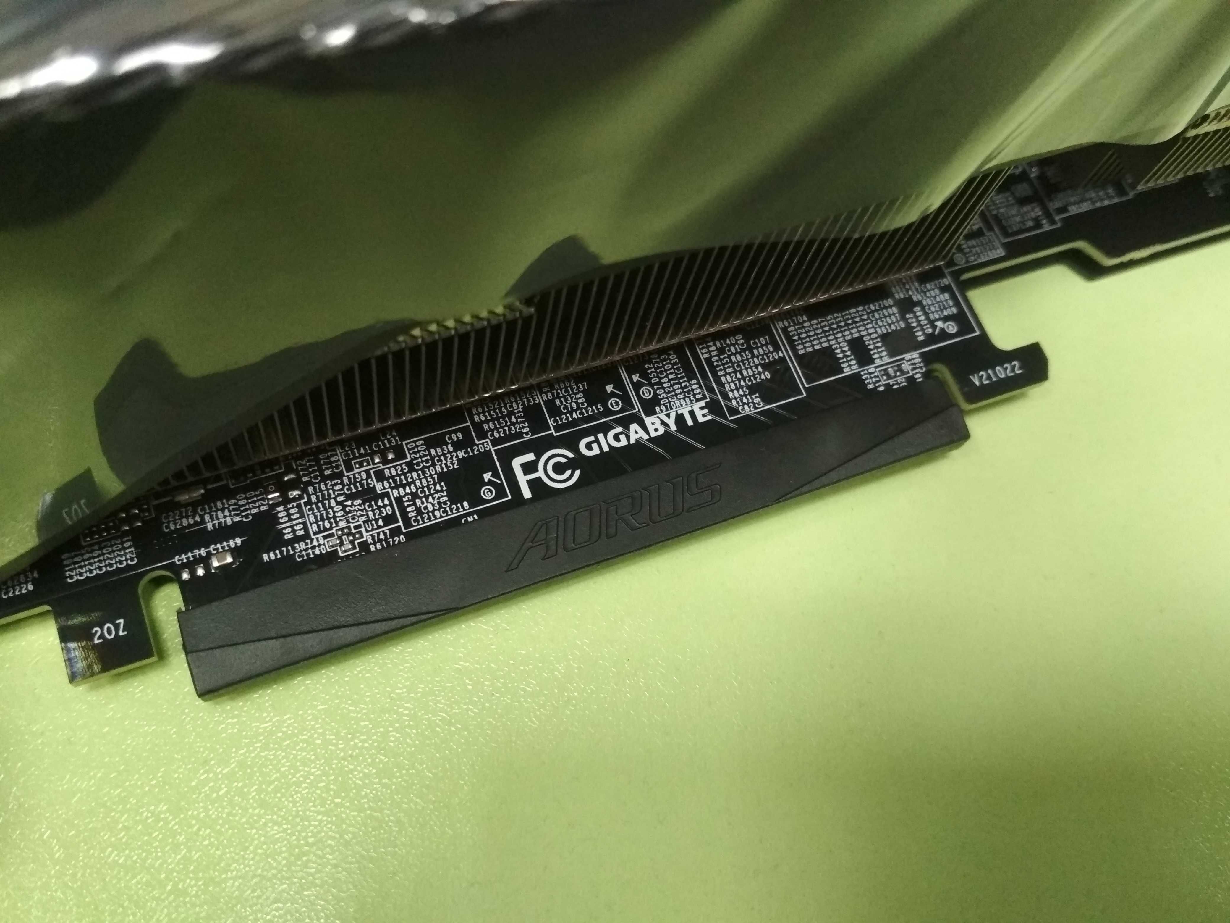 Gigabyte GeForce RTX 3070 Ti AORUS MASTER 8G