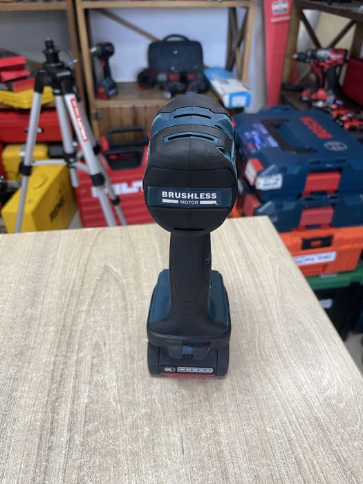 Bosch GDS 18V-330 HC + Core 4.0 Ah /