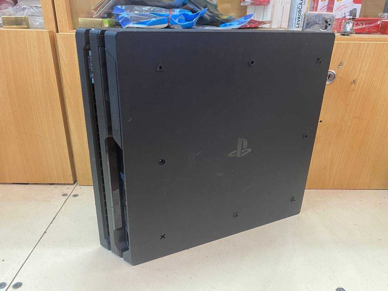 Приставка Sony Playstation 4 Pro 1Tb PS4 Pro 1Tb
