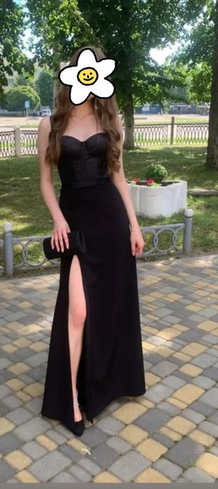 Вечірня сукня...