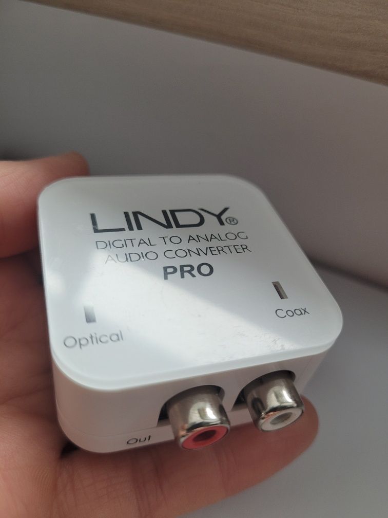 Adapter Konwerter LINDY 70468 cyfrowo analogowy DAC phono NOWY