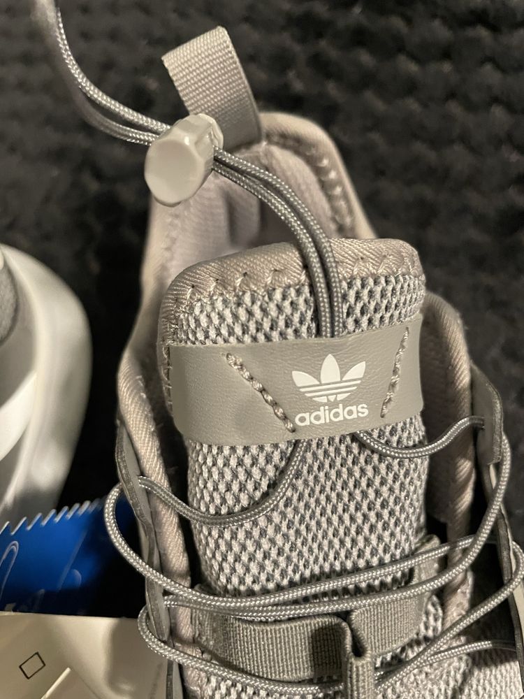 Adidas buty sportowe Nowe 34