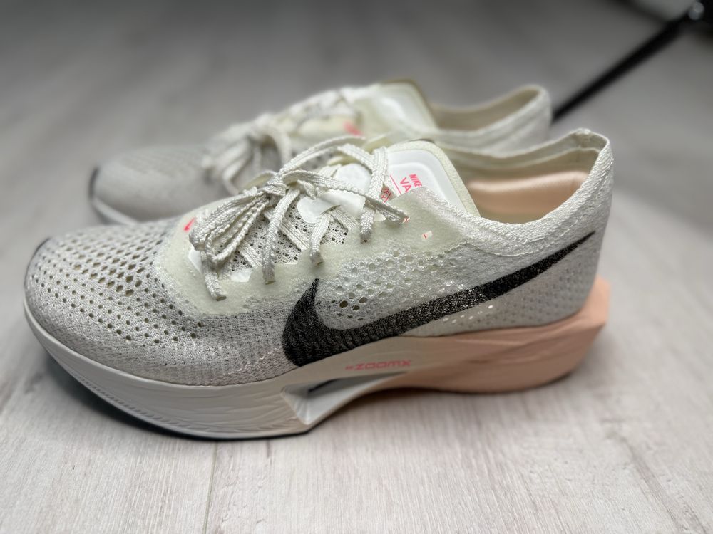 Кросівкии Nike ZOOMX VAPORFLY NEXT% 3 DV4129-103