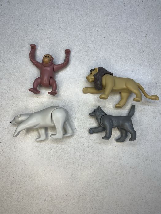 Фігурки Макдональдс Mcdonald’s Посіпаки Миньоны Динозаври Тварини