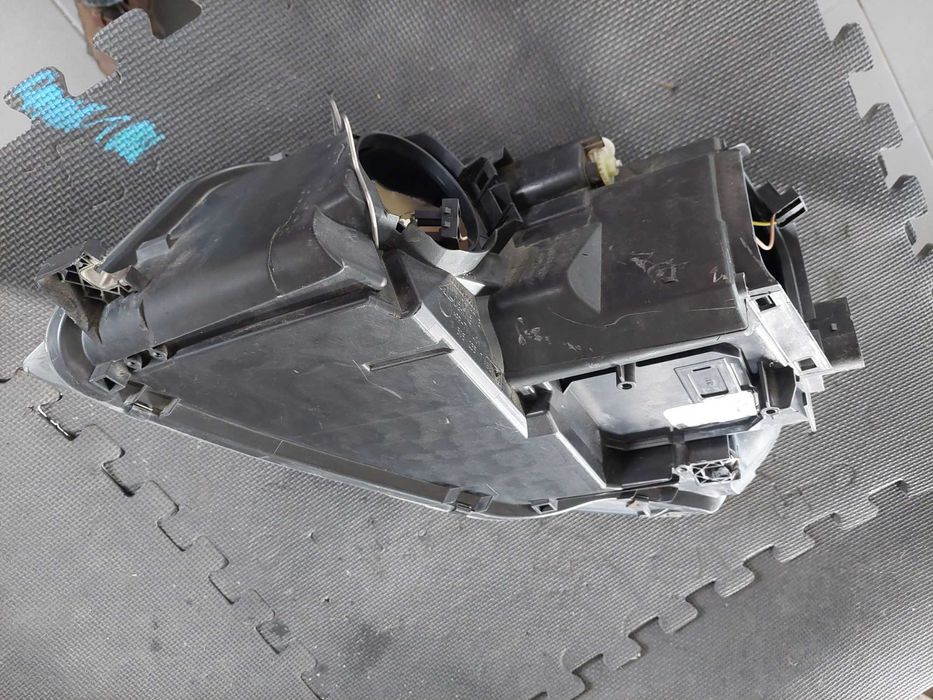 farol direito Audi A3