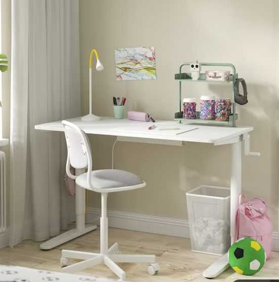 Secretária regulável IKEA