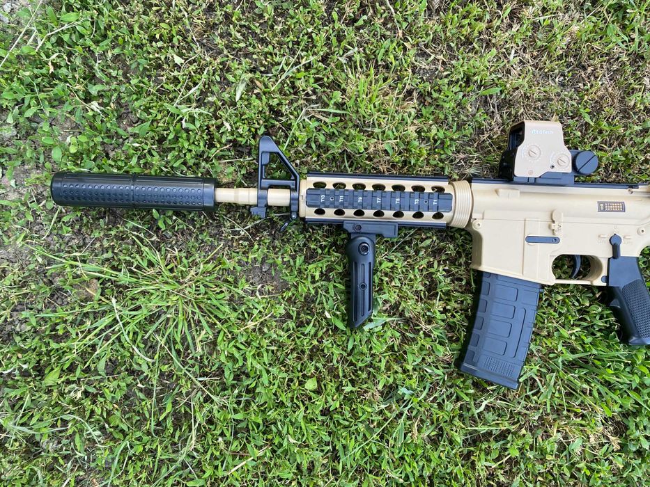 Іграшковий автомат М4А1 на орбізах  ВЕЛИКИЙ орбіган гель бластер