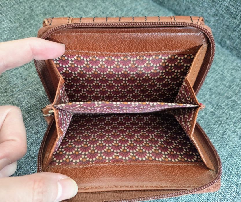 Skórzany portfel damski brązowy 5th Avenue