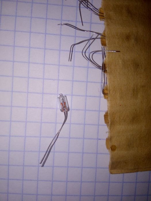 Миниатюрная лампа индикаторная подсветка