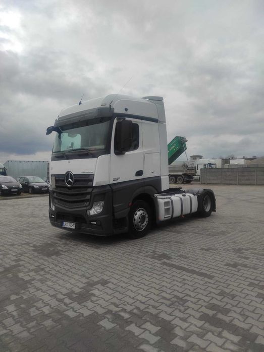 Mercedes Actros MP4 z 2012 roku