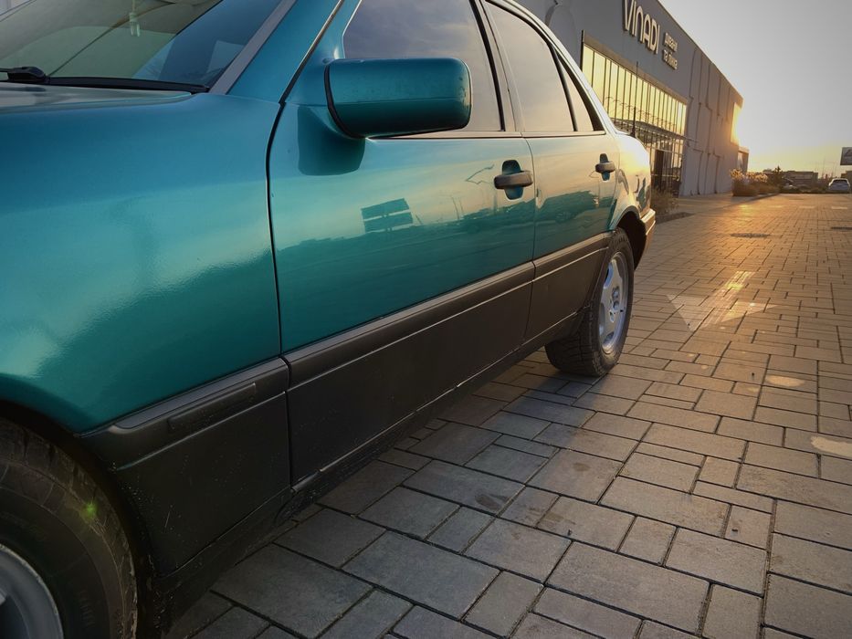 Mercedes-Benz C-class w202 2.3 газ/бензин МКПП