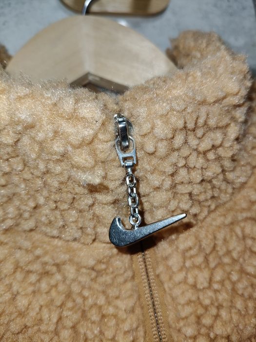 Kurtka przejściowa baranek Nike rozmiar L
