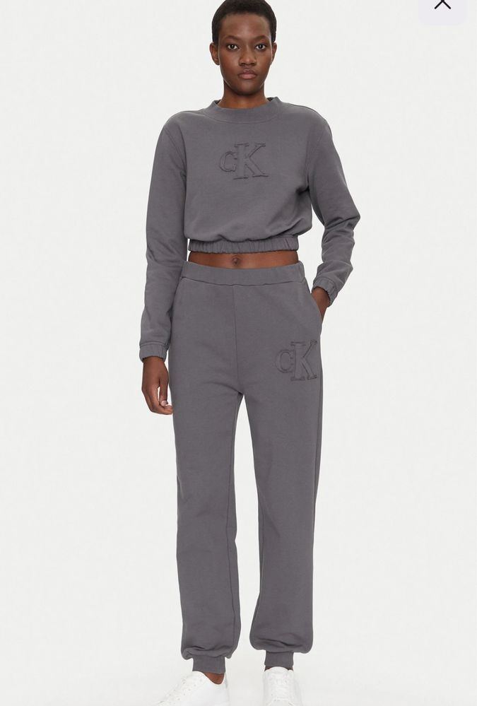 Оригінальний костюм calvin klein
