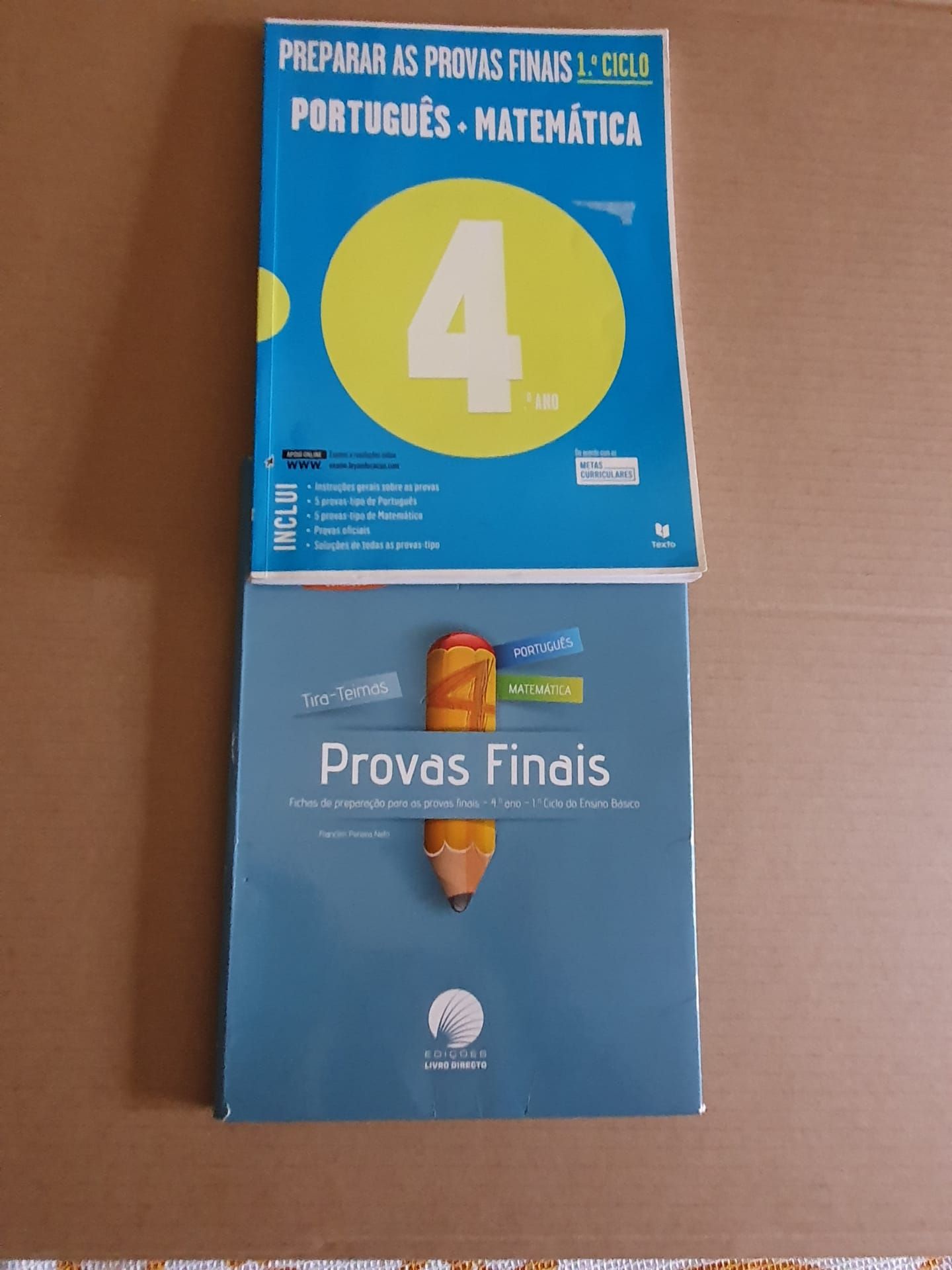 Livros escolares 4º Ano