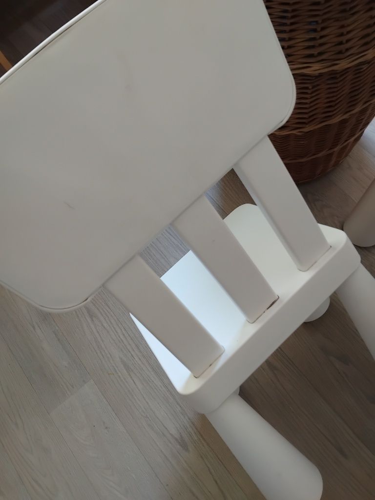 Ikea mamut krzeslo stol