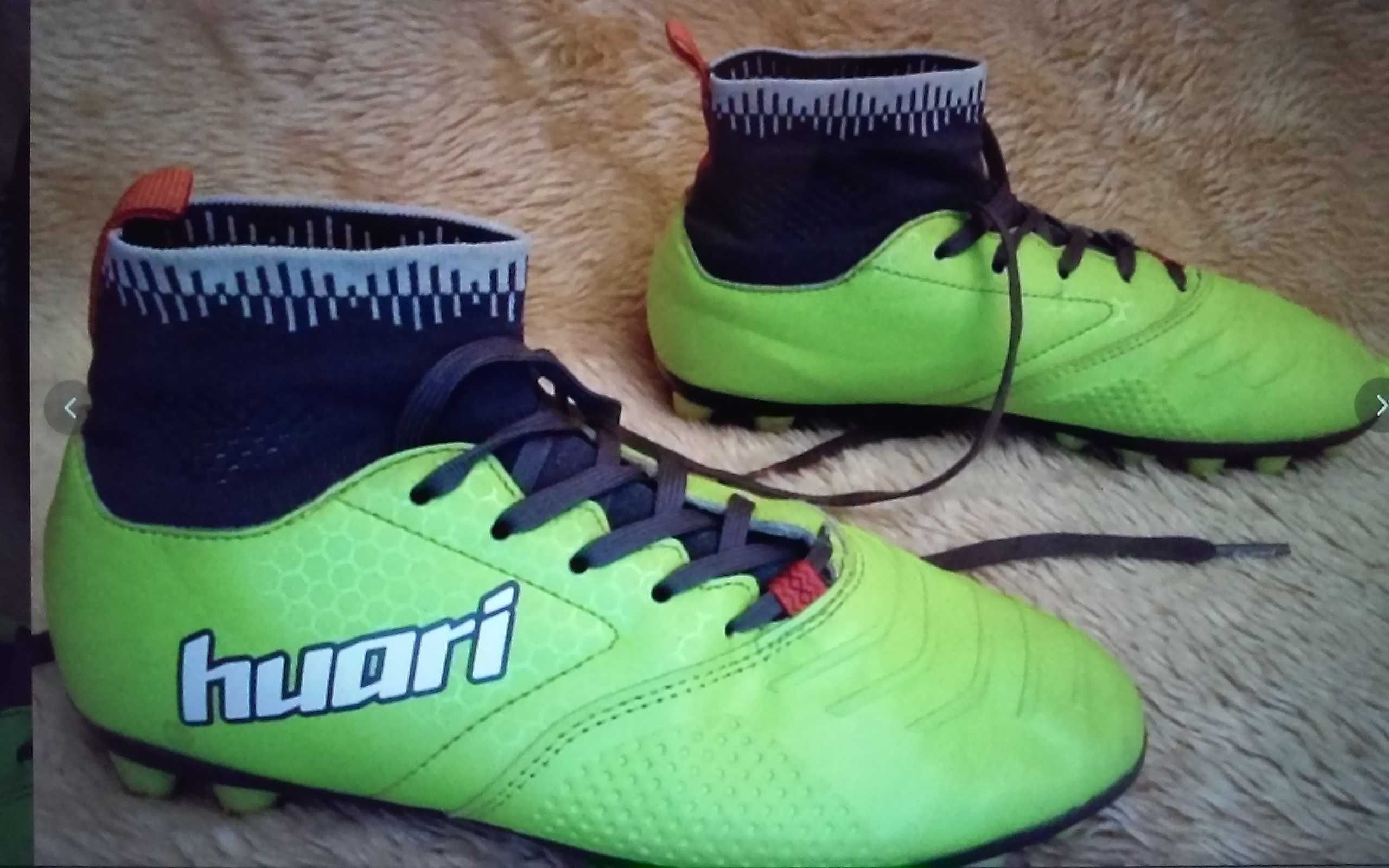Buty piłkarskie korki Huari 34