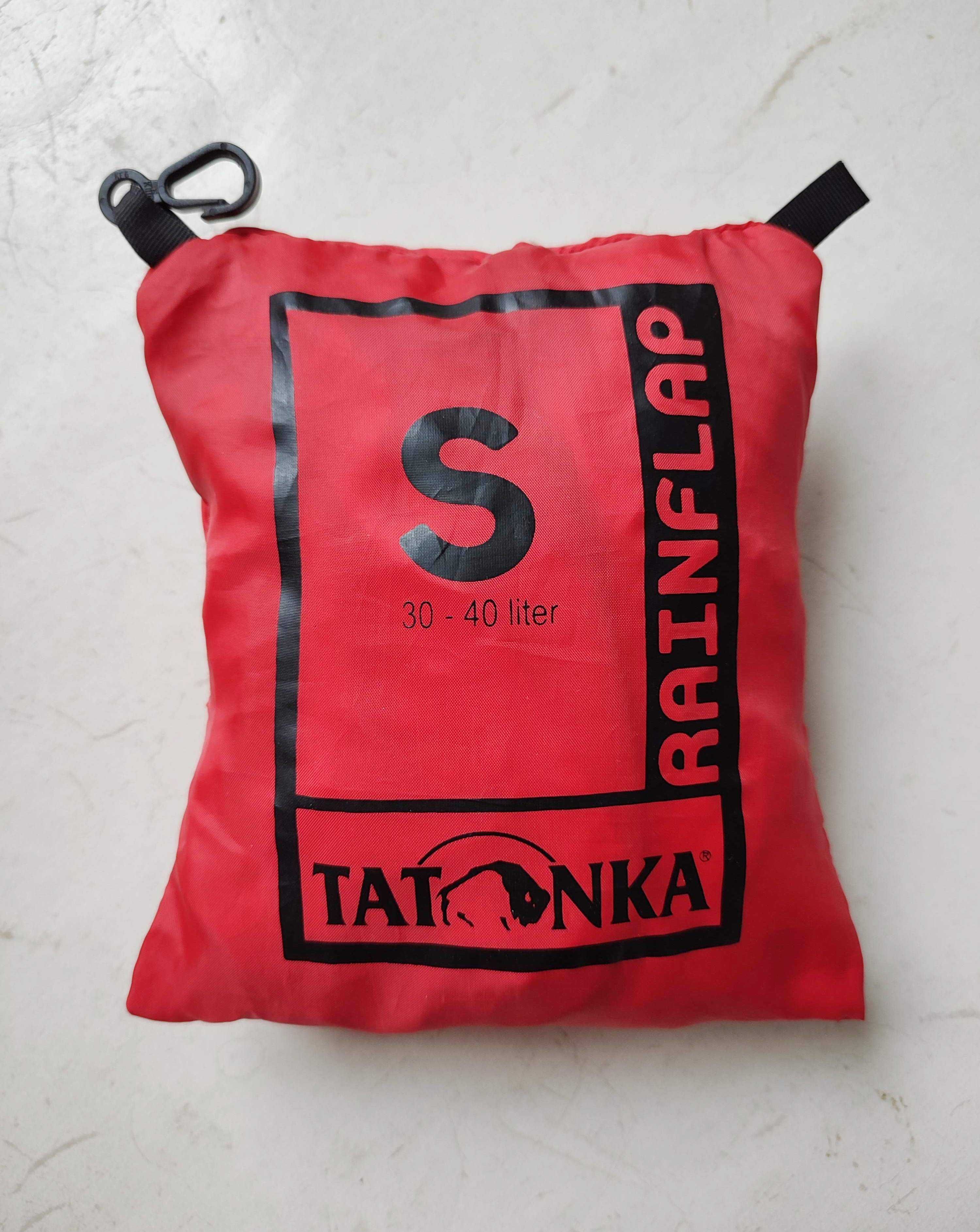 Чохол дощовик Raincover TATONKA Rainflap S 30-40L red на рюкзак