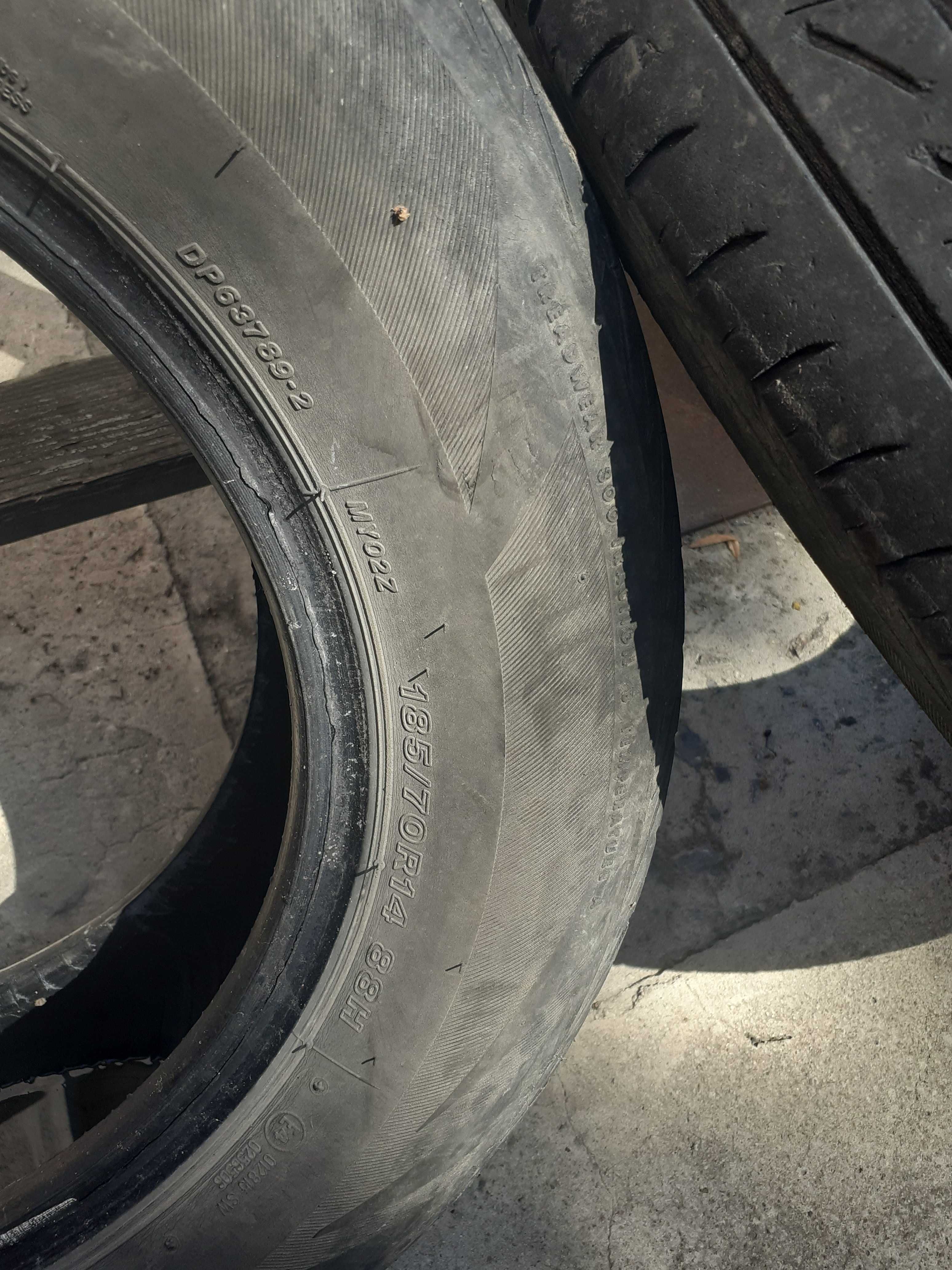 Шини Bridgestone б/у літо 2шт 185/70/14 , тільки Дніпро