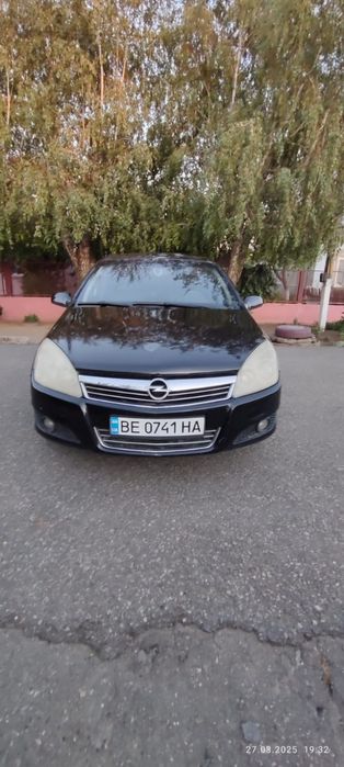 Opel Astra 1.4газ бензин