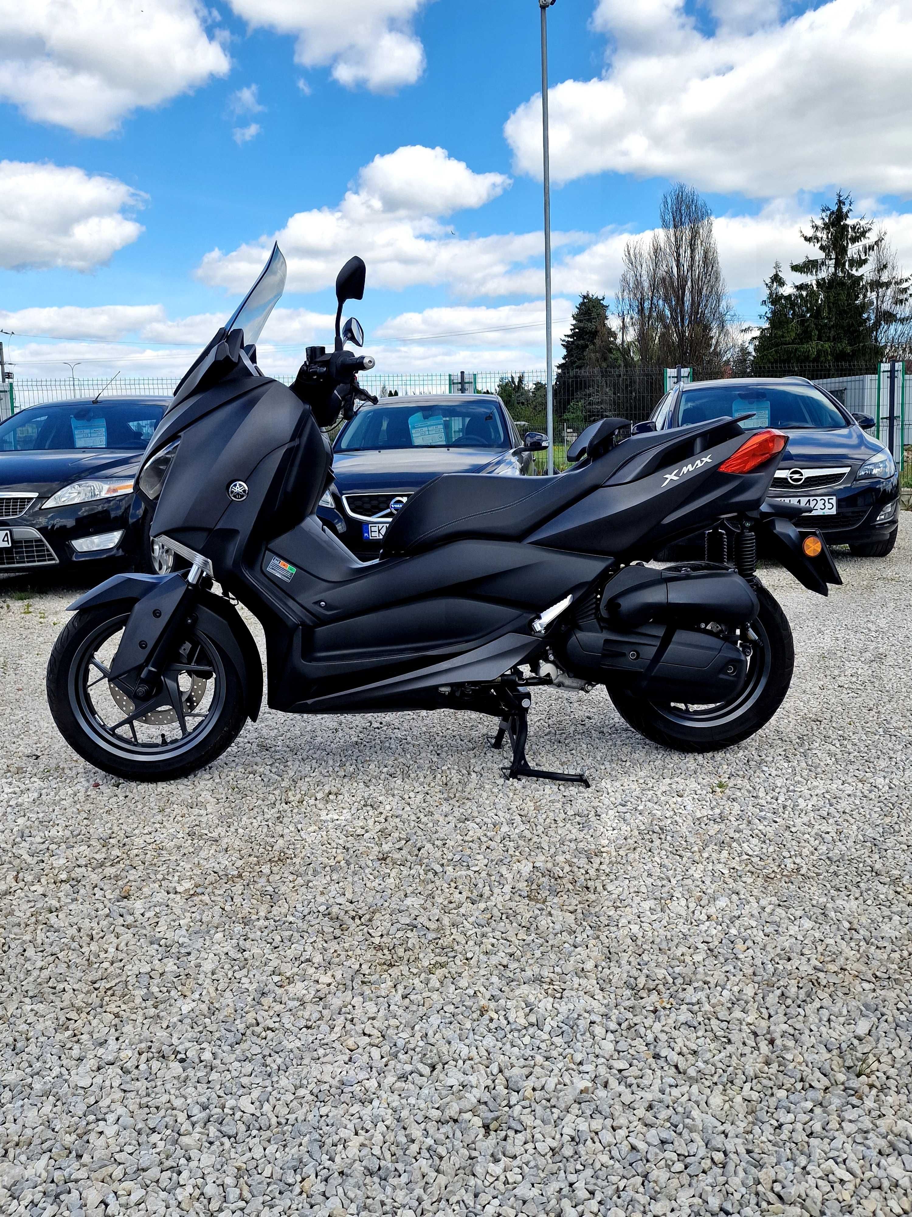 Yamaha x-max 125